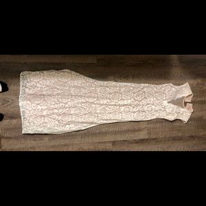 Ivory dress to perfection! 😍